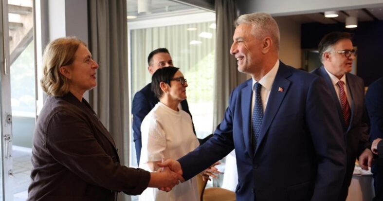 Bolat: Türkiye Avrupa için vazgeçilmez ortak