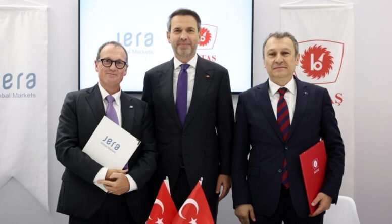 Türkiye 15 milyar metreküplük LNG anlaşması yaptı